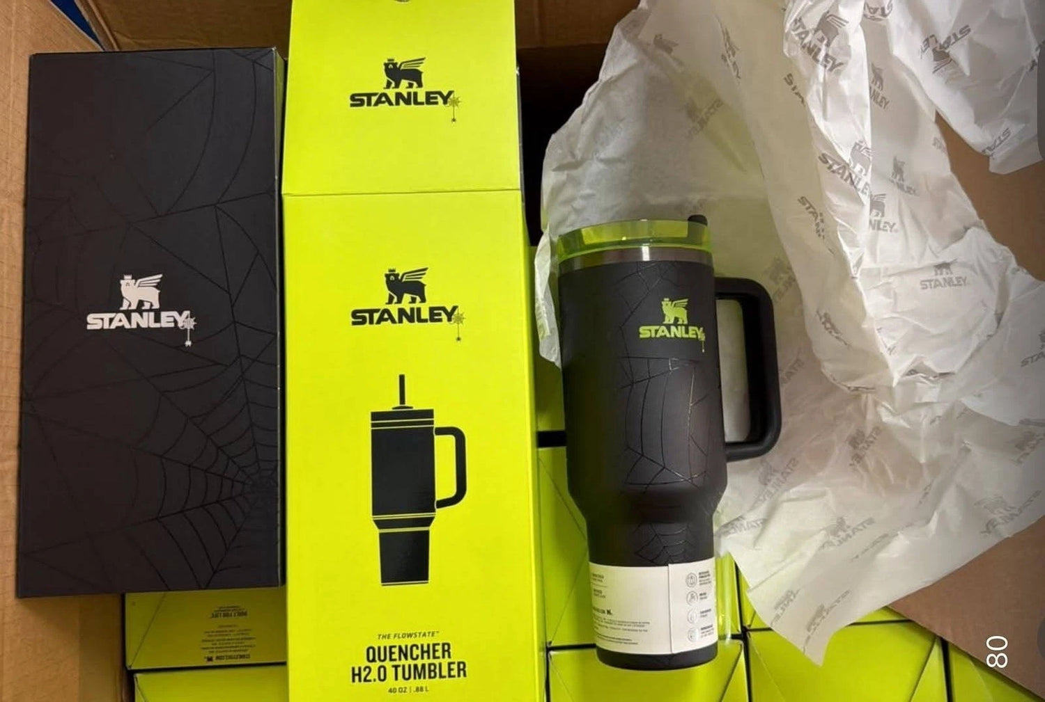 **Stanley Quencher H2.0 40oz Black Neon Green Tumbler – FlowState Insulated Stainless Steel Cup with Handle**